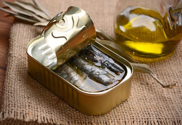 Rappel produit : soyez prudents, ces boîtes de sardines d’une célèbre marque peuvent présenter un risque bactérien