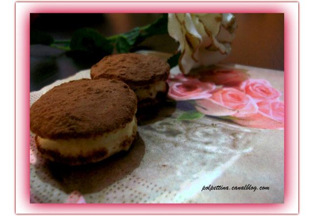 Macarons tiramisu