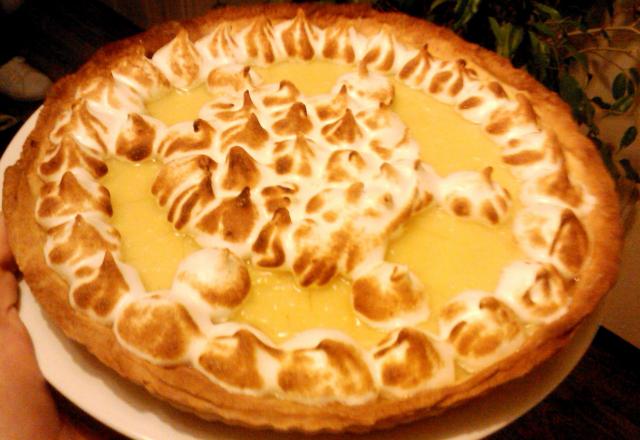 Tarte au citron et ses tétons de meringue