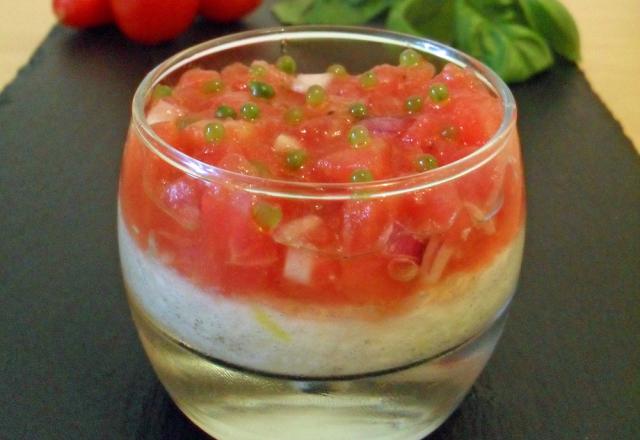 Mousse de mozzarella, tartare de tomates et perle de basilic