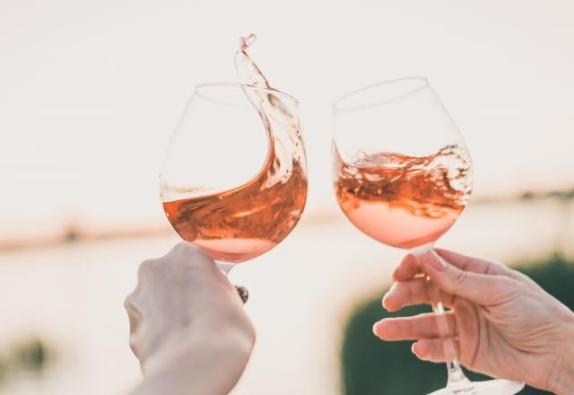 Les experts ont tranché : voici les 7 meilleurs vins rosés français de l’année 2023 !