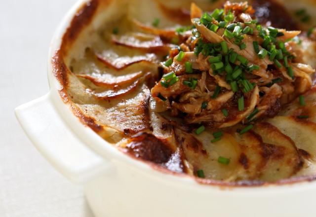 Gâteau de pomme de terre aux restes de poulet rôti