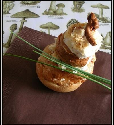 Religieuses aux girolles, aux noisettes et au fromage de chèvre