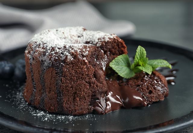 “Une recette 100% plaisir” : laissez-vous tenter par ce biscuit coulant au chocolat façon Cyril Lignac