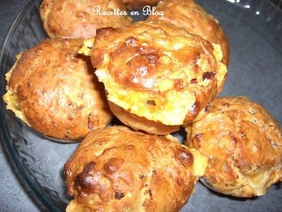 Muffins au jambon, fromage et basilic