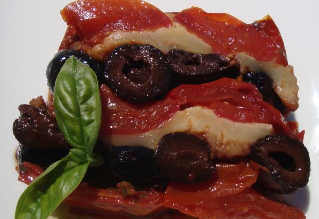 Terrine de tomate mozzarella et olives noires