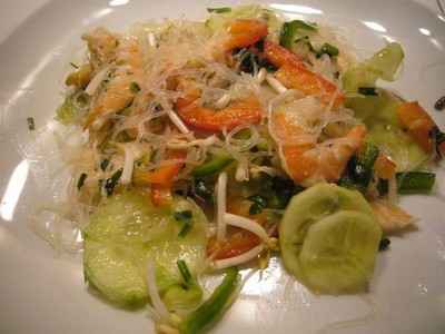 Salade vietnamienne aux vermicelles de riz et crevettes