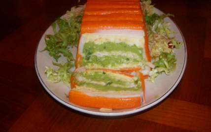 Terrine avocat crabe et sa sauce citron huile d'olive