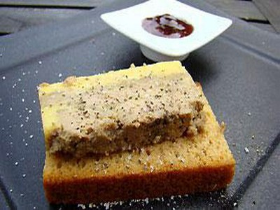 Tartine de pain d'épices au foie gras