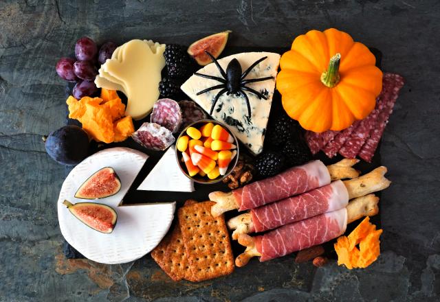 Cette recette de brie momie va faire sensation lors de votre apéro d’Halloween !