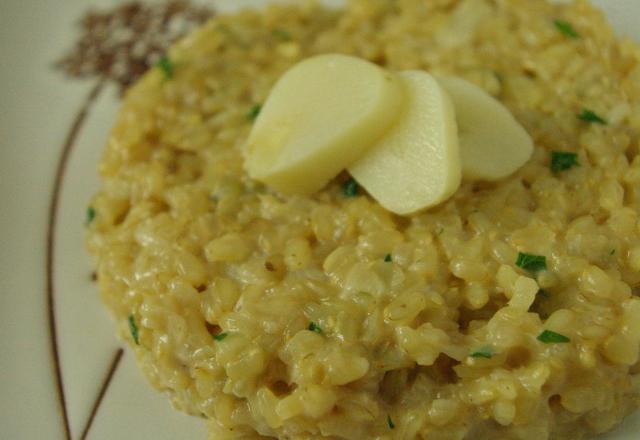 Risotto au riz complet et à l'ail blanc de Lomagne