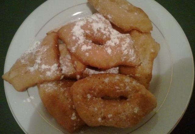 Beignets au sucre glace