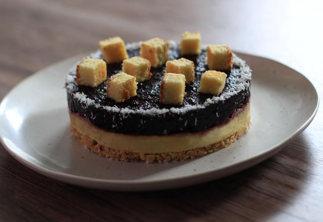 Le Paris de nuit : Gâteau croustillant amandes et myrtilles