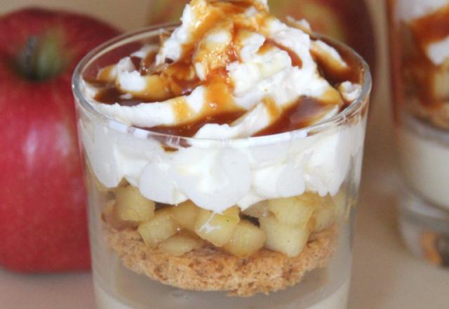 Verrine de pommes poêlées sur lit de pain d'épices