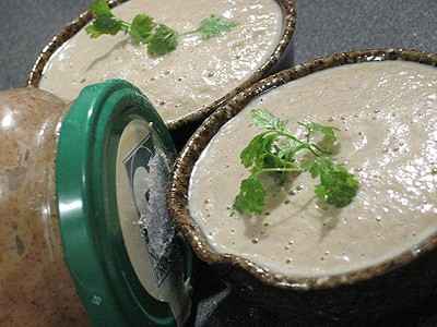 Velouté d'aubergines aux amandes