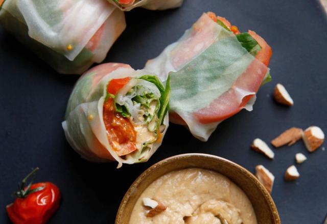 Rouleaux de printemps aux tomates de France, amandes et basilic