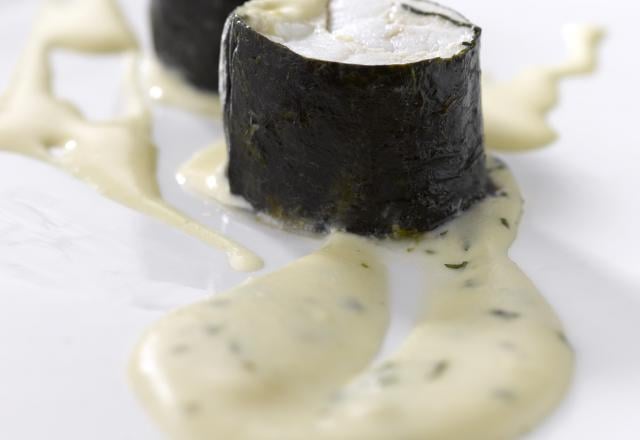 Tournedos de sole en feuille de Nori, Sabayon de Fromage Fouetté Madame Loïk Ail & fines herbes et mousseline de pommes de terre fromagère