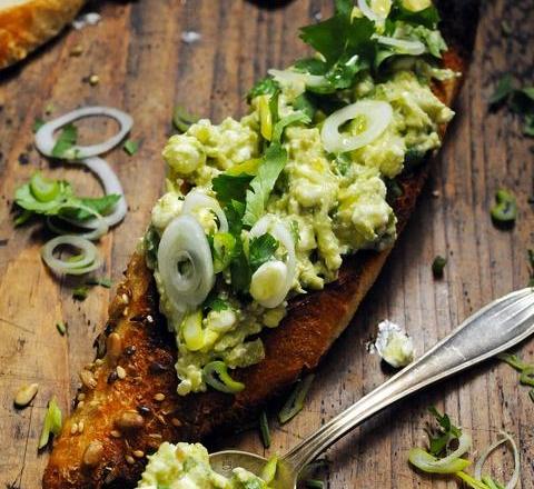 Bruschetta verte et Cottage cheese