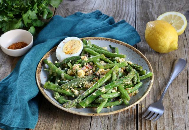 Salade de haricots verts et asperges, vinaigrette à la sauce soja sucrée