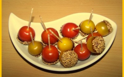 Tomates cerises caramélisées au sésame