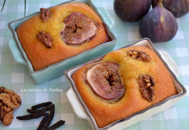 Petits cakes aux figues fraîches et noix, épicés au poivre long de Java