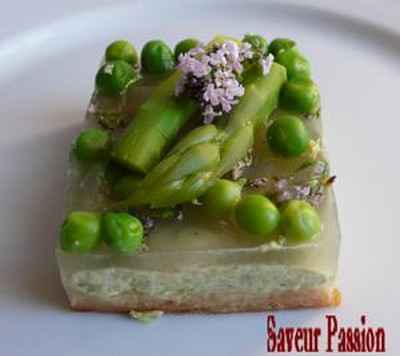 Tarte-kaléidoscope de Printemps aux fleurs de thym