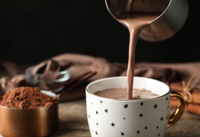 Le Meilleur chocolatier du monde Jean-Paul Hévin dévoile ses secrets pour faire un bon chocolat chaud !