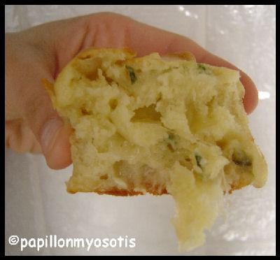 Muffins fromagers : comté et roquefort