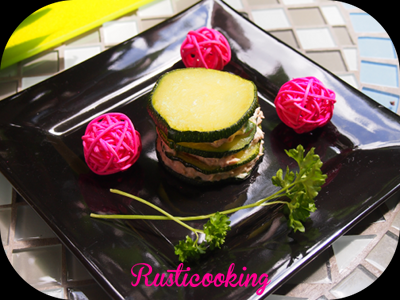 Mille feuilles de courgettes aux rillettes de thon