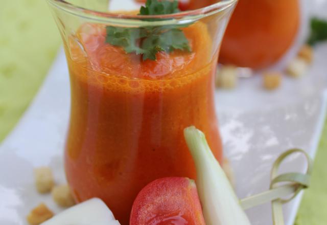 Gaspacho de poivrons rouges et son sorbet tomates/basilic/huile d'olive