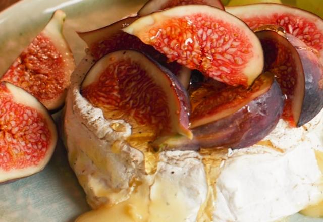 Camembert chaud aux figues