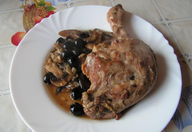 Cuisses de canard sautées aux olives