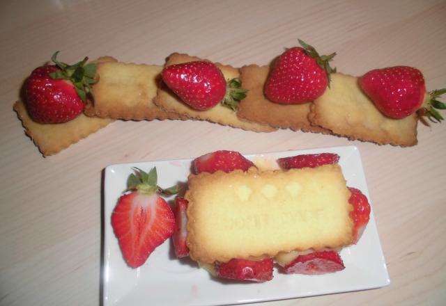 Petits Beurre aux fraises et sa crème de citron