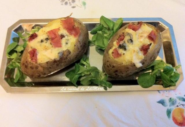 Pommes de terre farcies au roquefort et  filet de porc séché