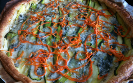 Tarte fine courgette et roquefort