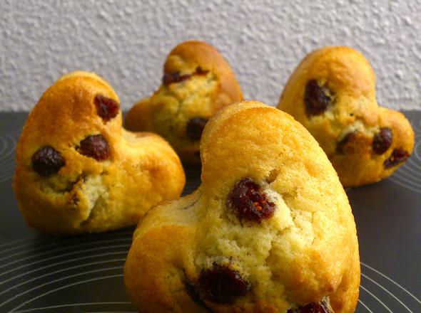 Muffins cranberries, banane et chocolat blanc