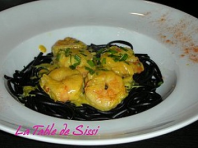 Spaghettis aux gambas et lait de coco