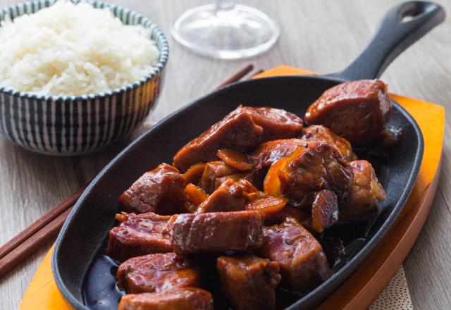 Porc au caramel parfumé au vin chinois