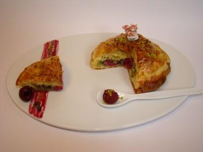 Petite galette framboise pistache et grué de cacao