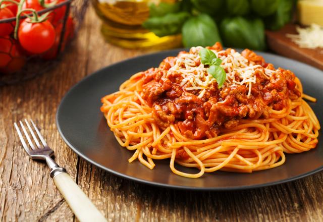 Spaghetti à la bolognaise : ce chef livre son ingrédient secret pour rendre la sauce encore plus savoureuse