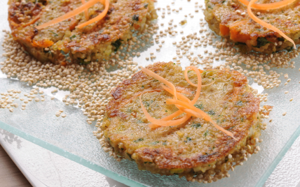 Galettes de quinoa aux carottes et aux poireaux