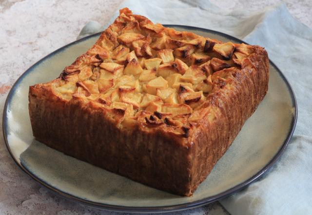 Gâteau aux pommes et au pain rassis