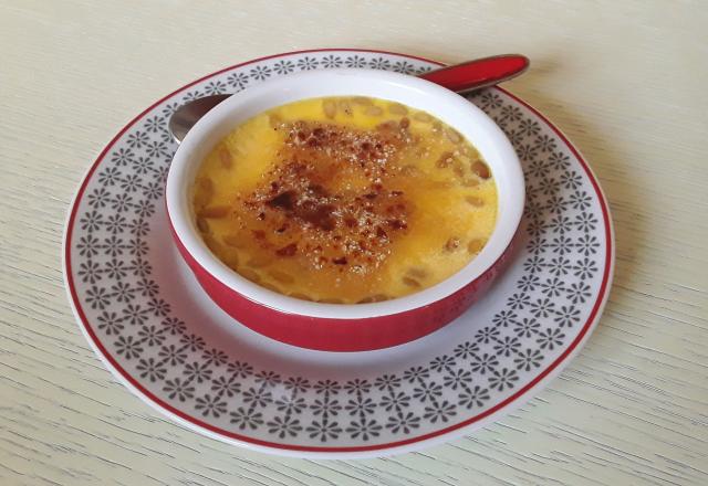 Crème brûlée citron vert et pignons de pin