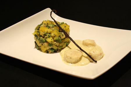 Saint-Jacques la cèrme la vanille, tartare avocat-mangue-coriandre