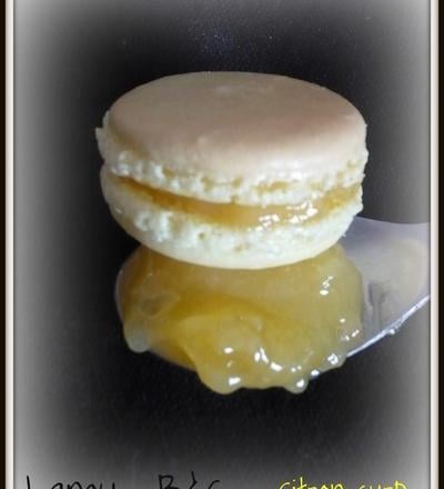 Macarons au lemon curd