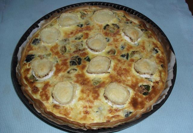 Tarte légère aux courgettes, jambon et chèvre gratiné