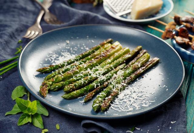 Asperges vertes grillées au four