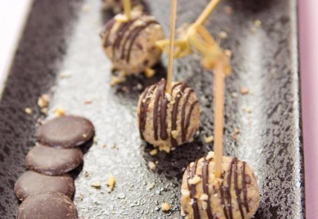 Sucettes de fromage au fromage à la Crème Elle & Vire choco-noisettes