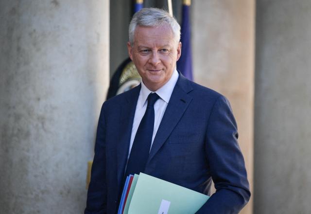 “C'est une arnaque, c'est scandaleux !" : Bruno Le Maire annonce un texte de loi contre cette pratique qui trompe le consommateur