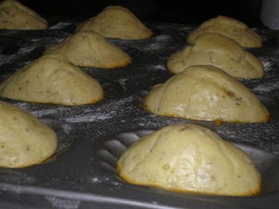 Madeleines aux anchois et herbes de Provence